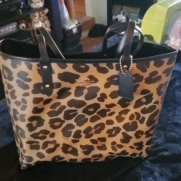 Coach Leopard Print Tote - Tan and Black - Picture 6 of 9